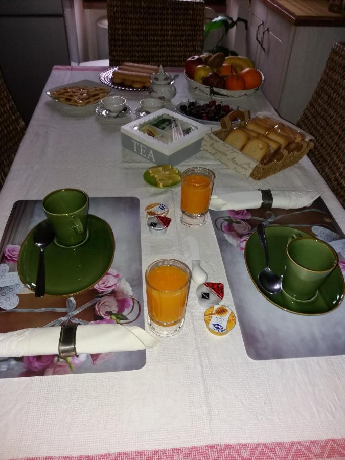 Lughera B&B Tula Buitenkant foto
