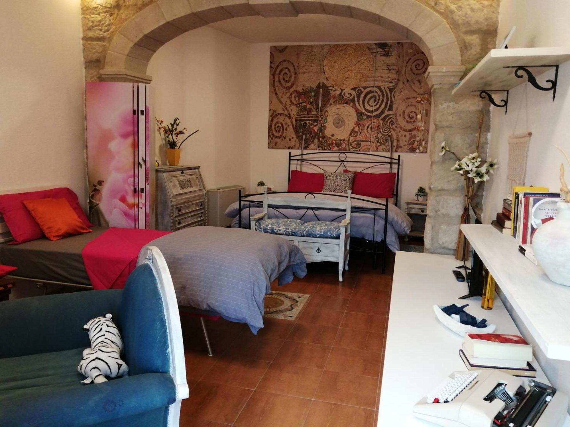 Lughera B&B Tula Buitenkant foto